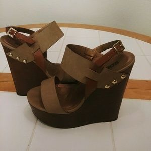 Soda Brown Heels